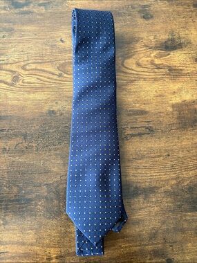 Classic Navy Men’s Tie with Micro Dot Pattern